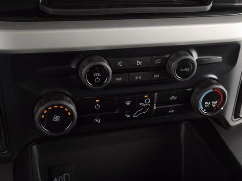 Used 2023 Ford F250 XLT image 19