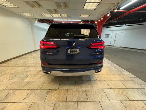 Used 2022 BMW X5 xDrive40i w/ Premium Package image 5