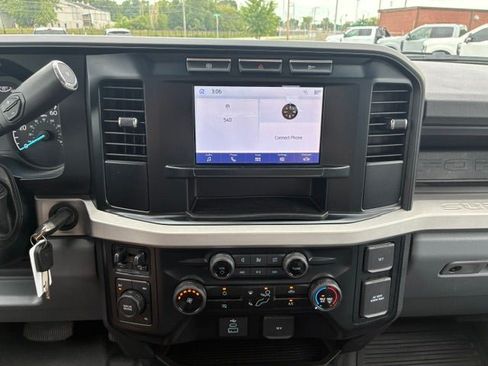 Used 2023 Ford F350 XL AWD/4WD image 20