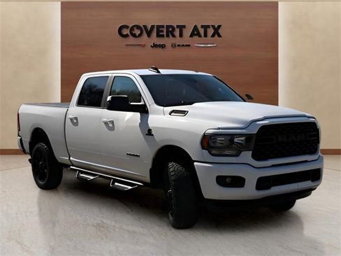 Used 2022 RAM 2500 Big Horn w/ Night Edition image 7