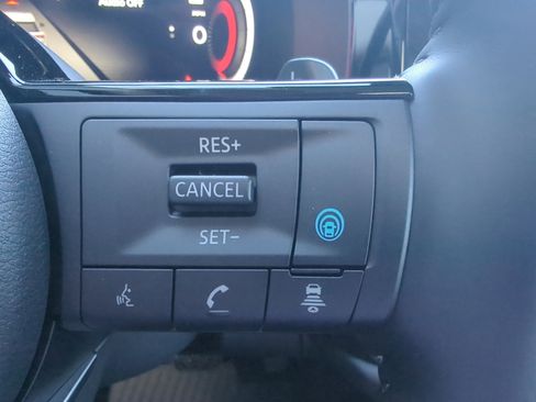 New 2025 Nissan Pathfinder Platinum w/ Cargo Package image 23