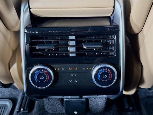 New 2026 Land Rover Range Rover Long Wheelbase SE AWD/4WD image 26