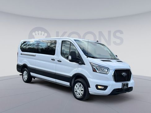 Used 2023 Ford Transit 350 XLT image 8
