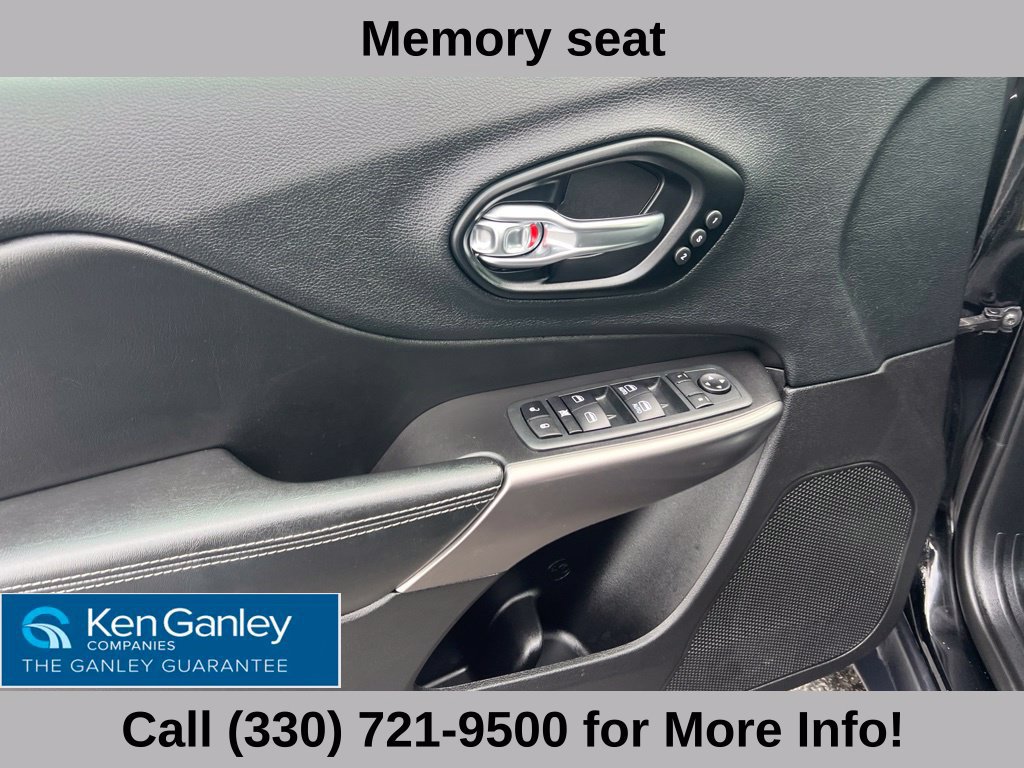 Used 2020 Jeep Cherokee Limited AWD/4WD image 24