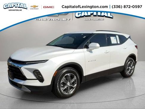 Used 2024 Chevrolet Blazer LT w/ Convenience Package FWD image 1