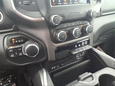 Used 2019 RAM 1500 Big Horn image 18