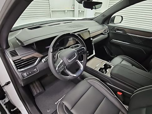 New 2026 GMC Acadia Denali w/ Super Cruise Package image 11