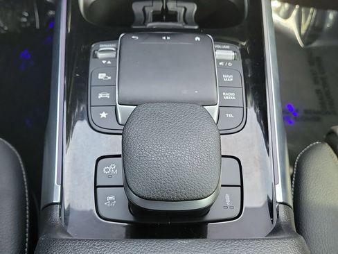 Used 2022 Mercedes-Benz GLB 35 AMG 4MATIC image 39