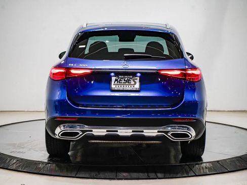 Used 2026 Mercedes-Benz GLC 300 GLC 300 image 3