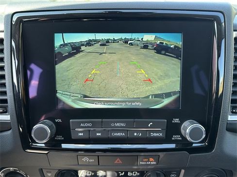Used 2024 Nissan Frontier SL w/ Technology Package image 30