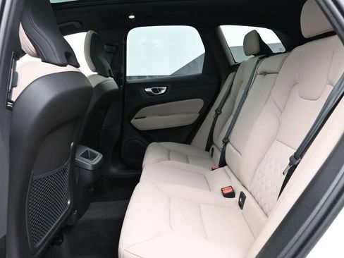 New 2026 Volvo XC60 B5 Core AWD/4WD image 10