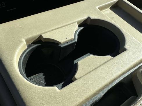 Used 2017 Ford F350 Lariat w/ Chrome Package image 21