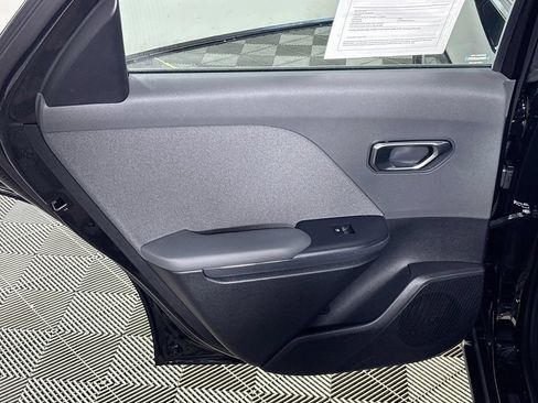 Used 2025 Kia K4 EX FWD image 17