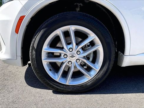 Used 2024 Dodge Durango GT AWD/4WD image 23