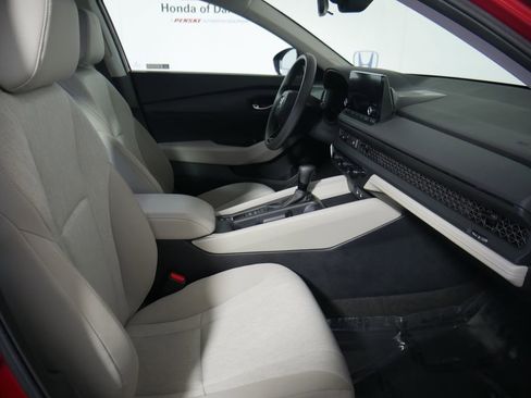 Used 2023 Honda Accord LX image 6
