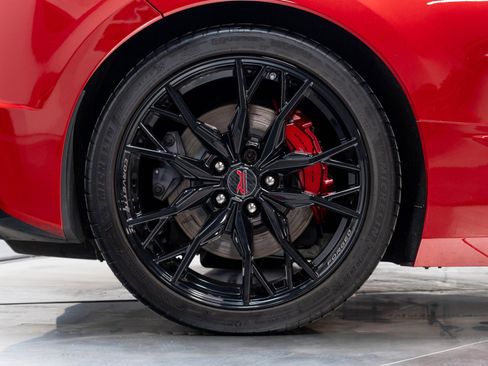 Used 2023 Chevrolet Corvette Stingray Preferred Conv w/ Z51 Performance Package RWD image 21