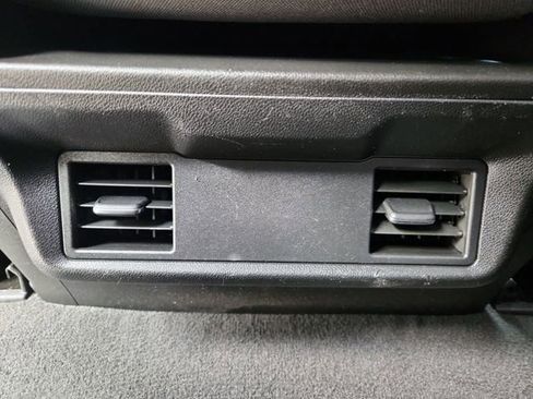 Used 2023 Chevrolet Silverado 1500 Custom image 20