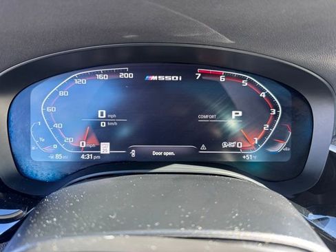 Used 2023 BMW M550i xDrive image 28