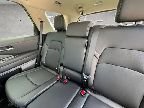New 2026 Nissan Pathfinder SL image 22