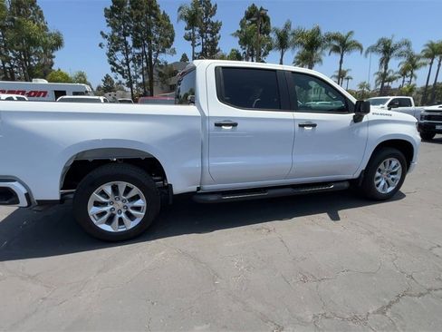 New 2025 Chevrolet Silverado 1500 Custom image 8