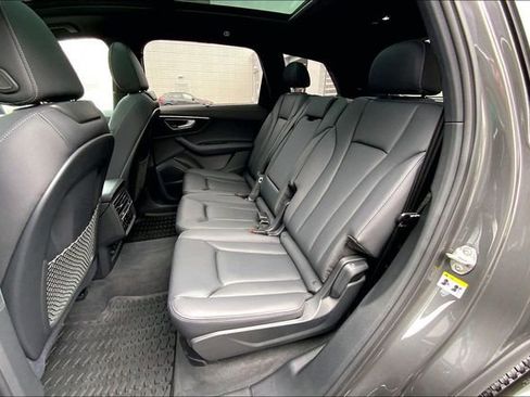 Used 2025 Audi Q7 3.0T Premium Plus image 20
