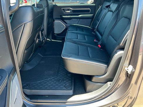 New 2026 RAM 1500 Laramie AWD/4WD image 21