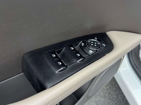 Certified 2022 Lincoln Nautilus Reserve image 21