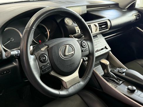 Used 2015 Lexus IS 250 w/ Navigation System Package image 9