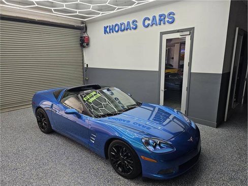 Used 2009 Chevrolet Corvette Coupe w/ Preferred Equipment Group RWD image 16