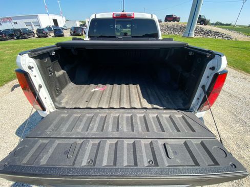 Used 2024 Chevrolet Colorado Z71 w/ Z71 Convenience Package 2 AWD/4WD image 7