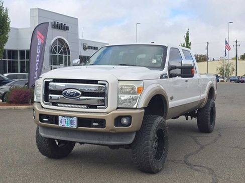 Used 2011 Ford F250 King Ranch w/ King Ranch w/Chrome Pkg AWD/4WD image 8