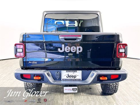 New 2025 Jeep Gladiator Mojave w/ Safety Group image 6