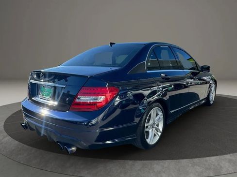 Used 2012 Mercedes-Benz C 250 Sedan image 4