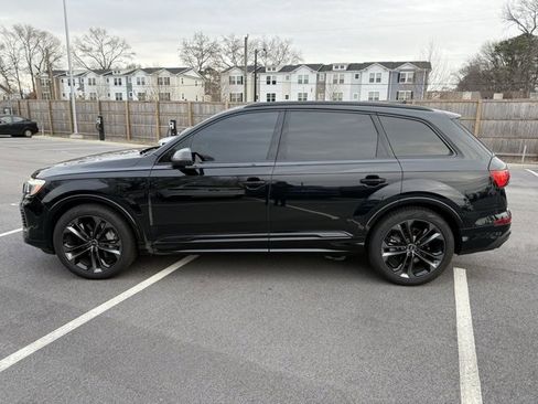 Used 2025 Audi Q7 3.0T Prestige w/ Prestige Package image 2