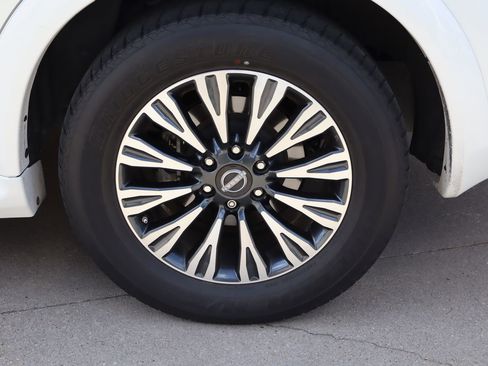 Used 2022 Nissan Armada SL w/ Midnight Edition Package RWD image 32