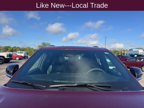 Used 2025 Jeep Grand Cherokee Limited w/ Luxury Tech Group II AWD/4WD image 24