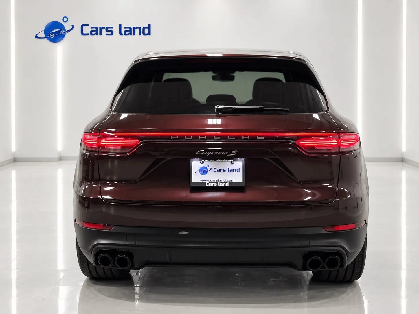 Used 2023 Porsche Cayenne S Platinum w/ Premium Package Plus AWD/4WD image 4