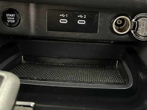 Used 2024 Nissan Rogue S image 43