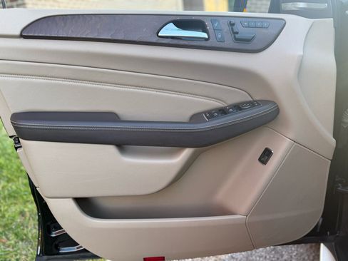 Used 2015 Mercedes-Benz ML 350 4MATIC image 37