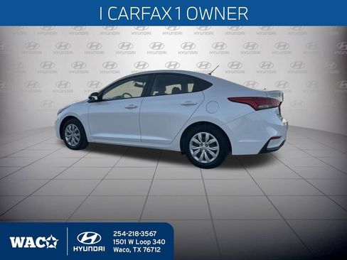 Used 2018 Hyundai Accent SE image 9