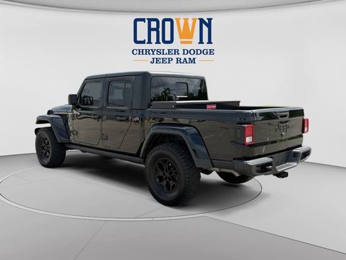 Used 2023 Jeep Gladiator Sport AWD/4WD image 5