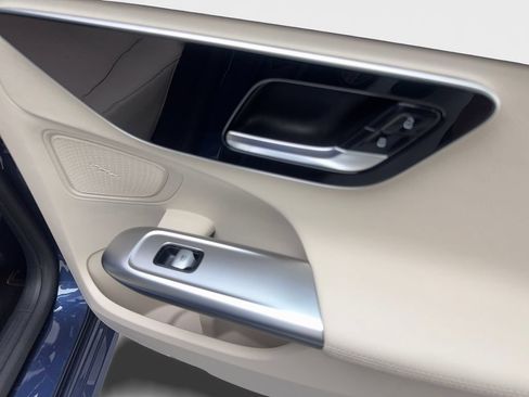 Used 2024 Mercedes-Benz C 300 Sedan image 41
