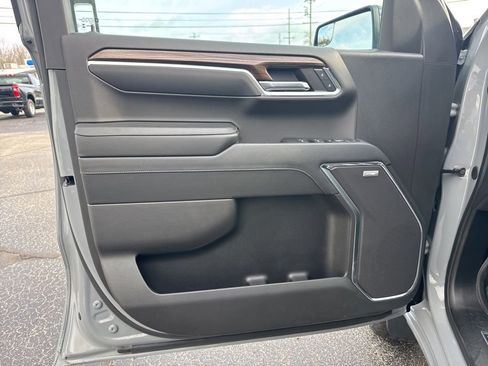Used 2024 Chevrolet Silverado 1500 LT Trail Boss w/ Convenience Package II AWD/4WD image 14
