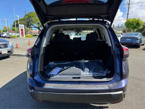 New 2026 Nissan Rogue SV FWD image 11
