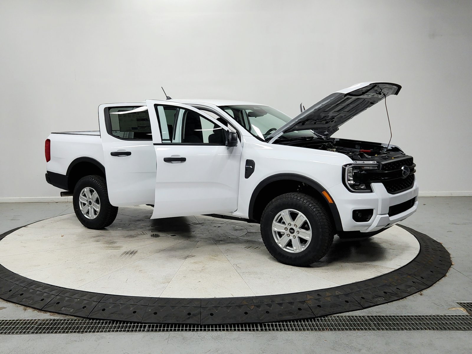 New 2026 Ford Ranger XL w/ Trailer Tow Package RWD image 10