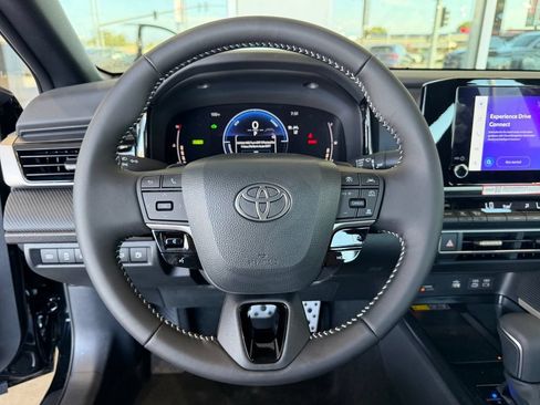 Certified 2026 Toyota Camry SE FWD image 24