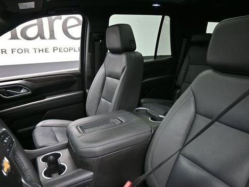 Used 2023 Chevrolet Tahoe LT w/ Luxury Package AWD/4WD image 16