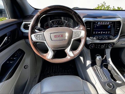 Used 2019 GMC Acadia SLT AWD/4WD image 8