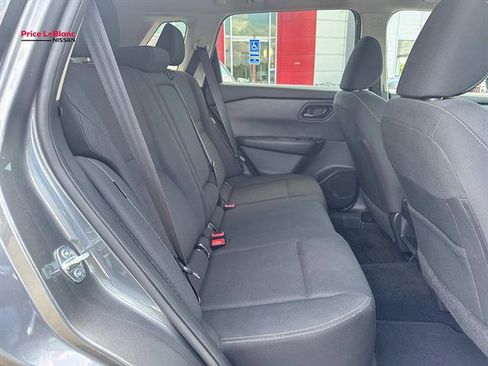 Used 2024 Nissan Rogue S FWD image 9