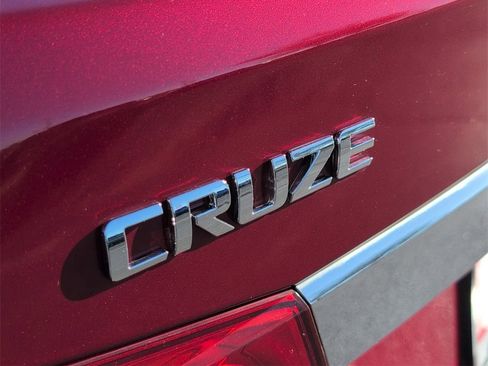 Used 2012 Chevrolet Cruze LT image 28